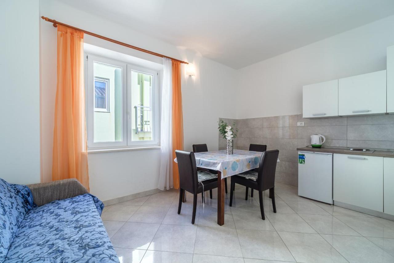 Beach Paradise Apartments Podstrana Buitenkant foto
